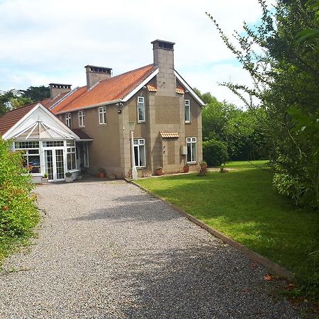 Bed and Breakfast The Dell Dublin Dun Laoghaire Exterior foto