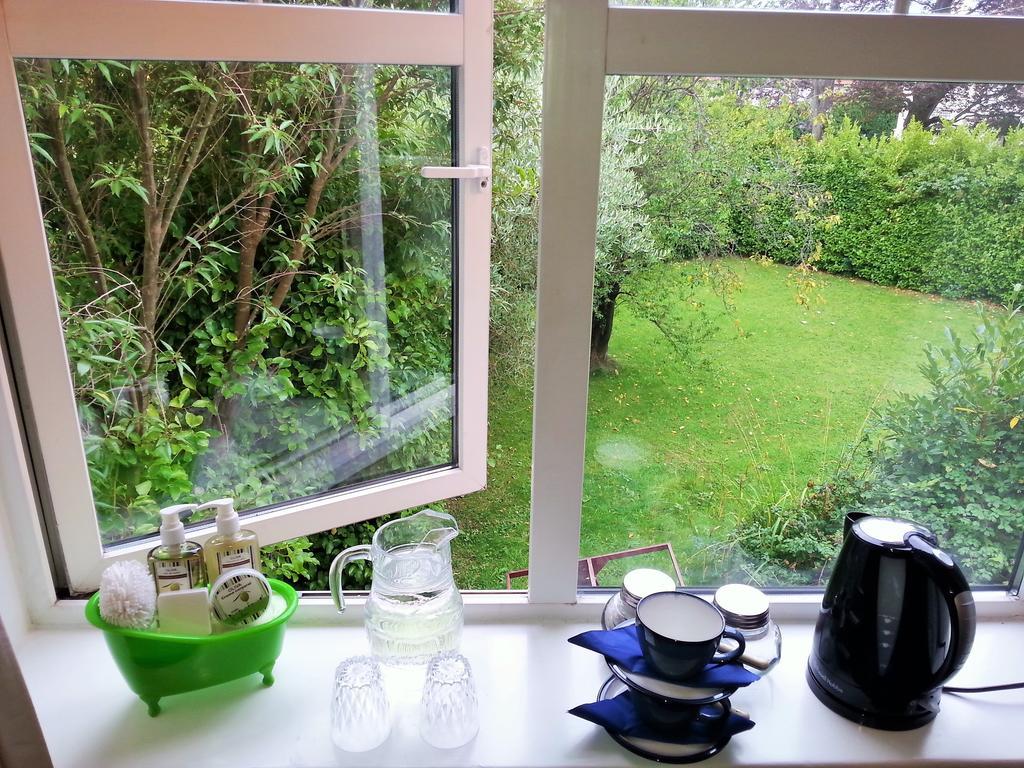 Bed and Breakfast The Dell Dublin Dun Laoghaire Zimmer foto