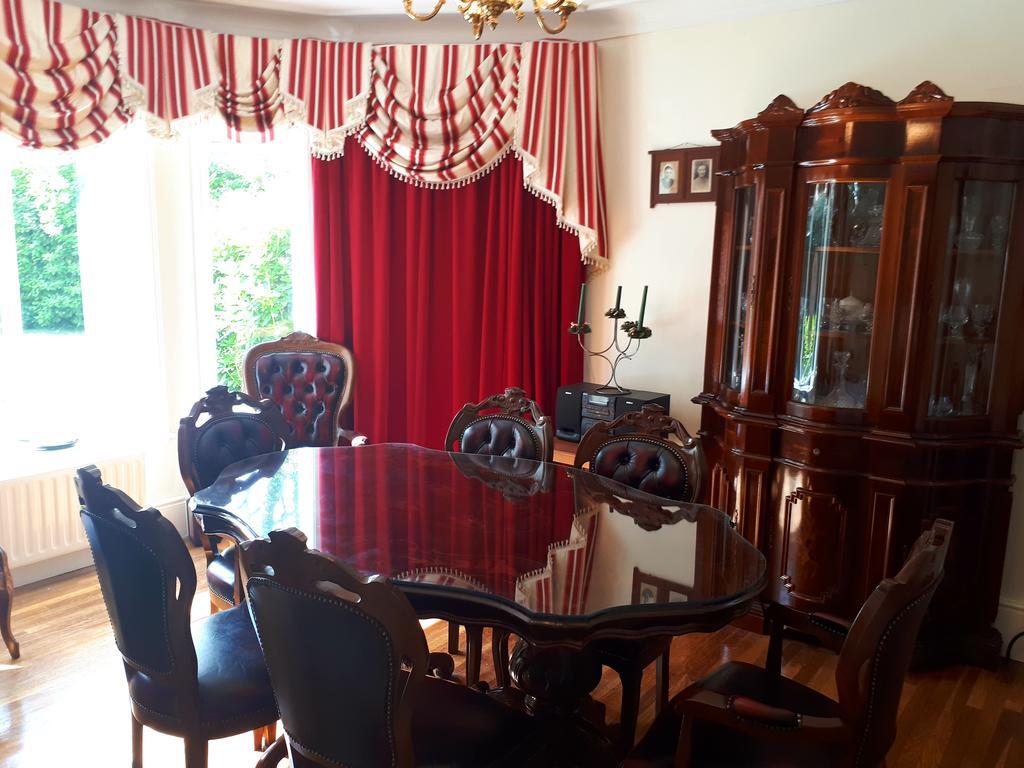 Bed and Breakfast The Dell Dublin Dun Laoghaire Exterior foto