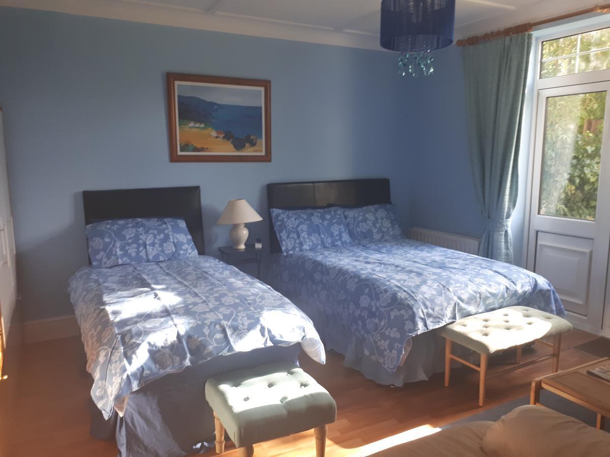 Bed and Breakfast The Dell Dublin Dun Laoghaire Exterior foto